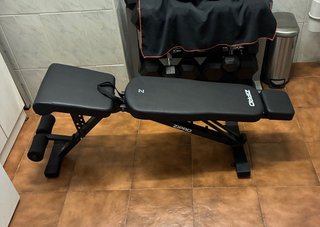 Banco de musculación ajustable