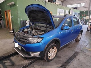 Soporte alternador 117104394r dacia sandero 232007