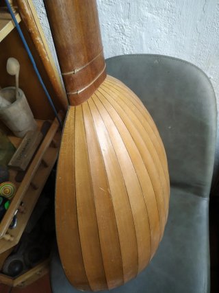 Laúd de 10 órdenes W. Overmann 1964