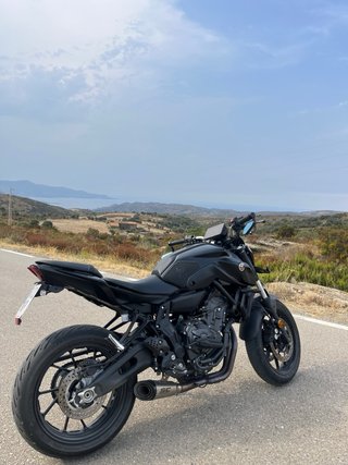 Yamaha MT-07 (A2) Naked Negra