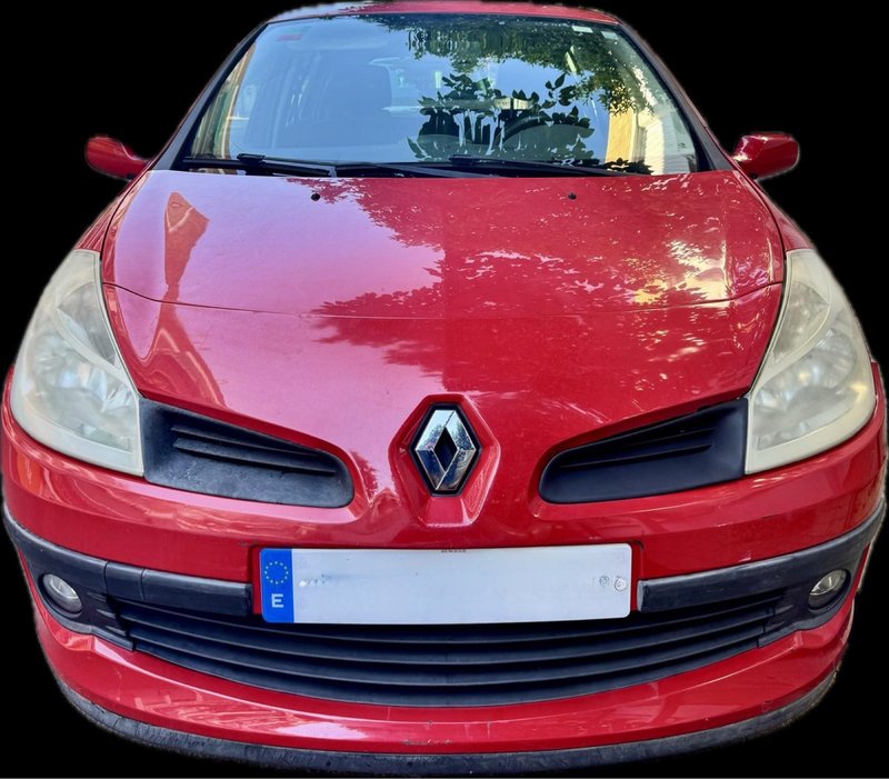 Renault Clio 2009 - foto 1