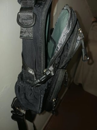 Mochila TMAX bandolera negra