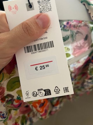 Blusa Zara floral multicolor