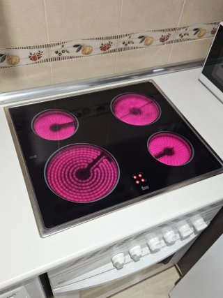 Horno y Vitrocerámica Teka 4 fuegos