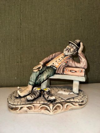 Figura Vagabundo Cerámica Estilo Capodimonte