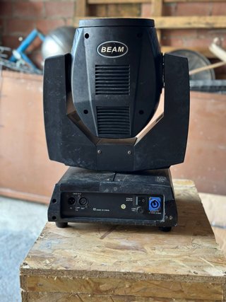 Cabeza Móvil Beam 200W 5R