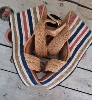 Sandalias cuña yute Best Shoes beige