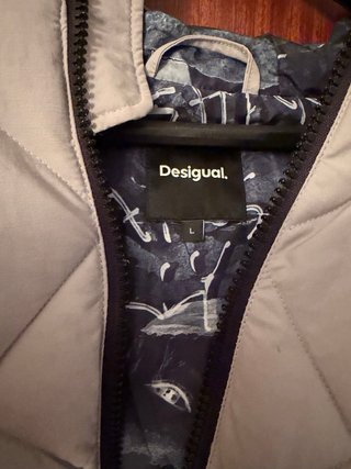Chaqueta Desigual acolchada talla L sin usar