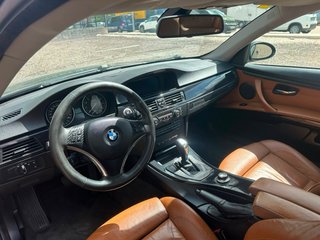BMW 330iX Berlina Negra