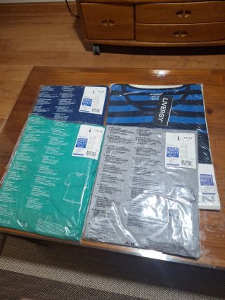 Lote 4 Camisetas LIVERGY Talla L