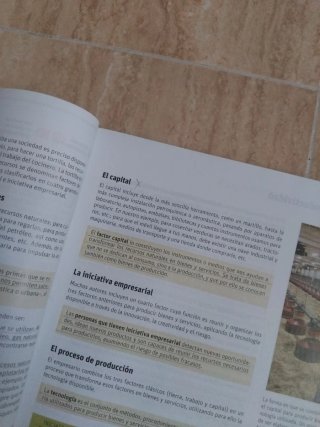 Economía: 1° Bachillerato Savia