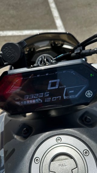 Yamaha MT-07 2021 – Muy cuidada – Extras - 33000km