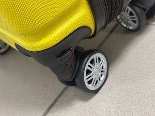 Maleta cabina extensible ruedas desmontables