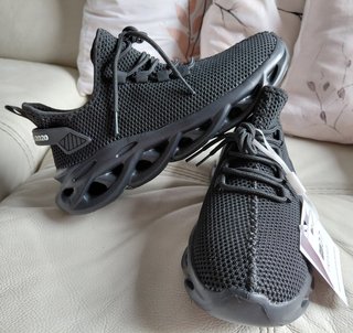 Deportivas negras talla 39