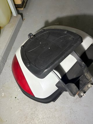 Baúl Givi Blanco Completo
