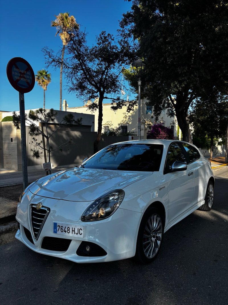 Alfa Romeo Giulietta alto de gama - foto 1