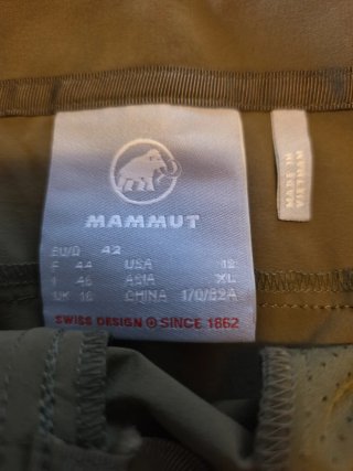 Bermudas Mammut Verde Oliva