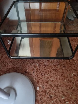 Mesa baja cristal, espejo y metal negra