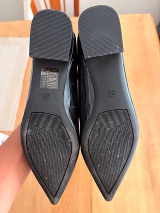 Zapatos de tacón negros charol