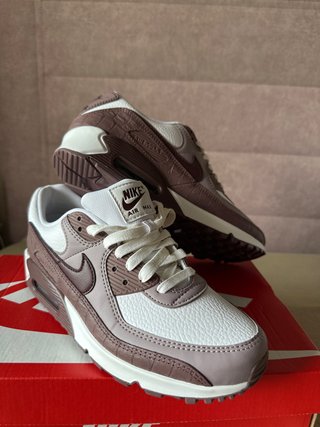 Nike Air Max 90 Burgundy Crush Talla 40 A ESTRENAR