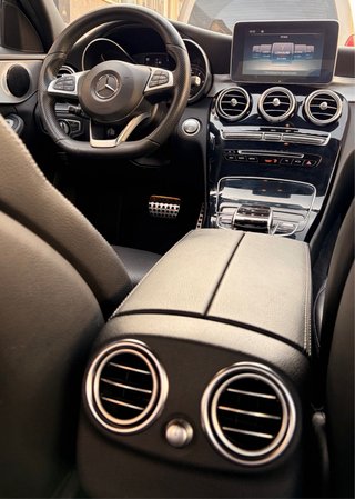 Mercedes-Benz Clase C220d AMG