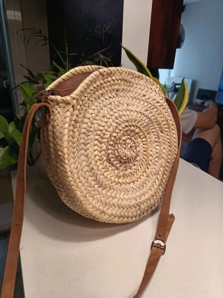 Bolso redondo de paja grande