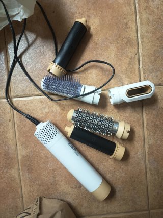 Secador de pelo con accesorios