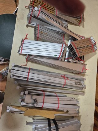 Caretelas para estanterías  Y estanterías de hierr
