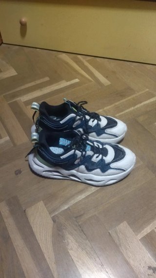 Deportivas Hombre Azul y Blanco