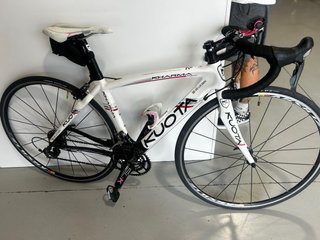 Bicicleta Carretera Kuota Karma Carbono