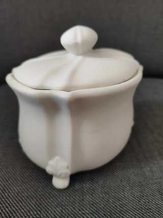 Caja joyero antigua porcelana blanca biscuit