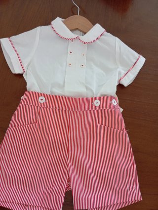 Conjunto infantil blanco y rojo