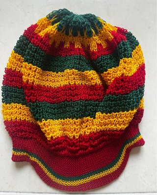 Pack Bob Marley: camisetas, gorro rasta, bufanda.