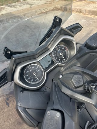 Yamaha X-MAX 400 Negro/Gris