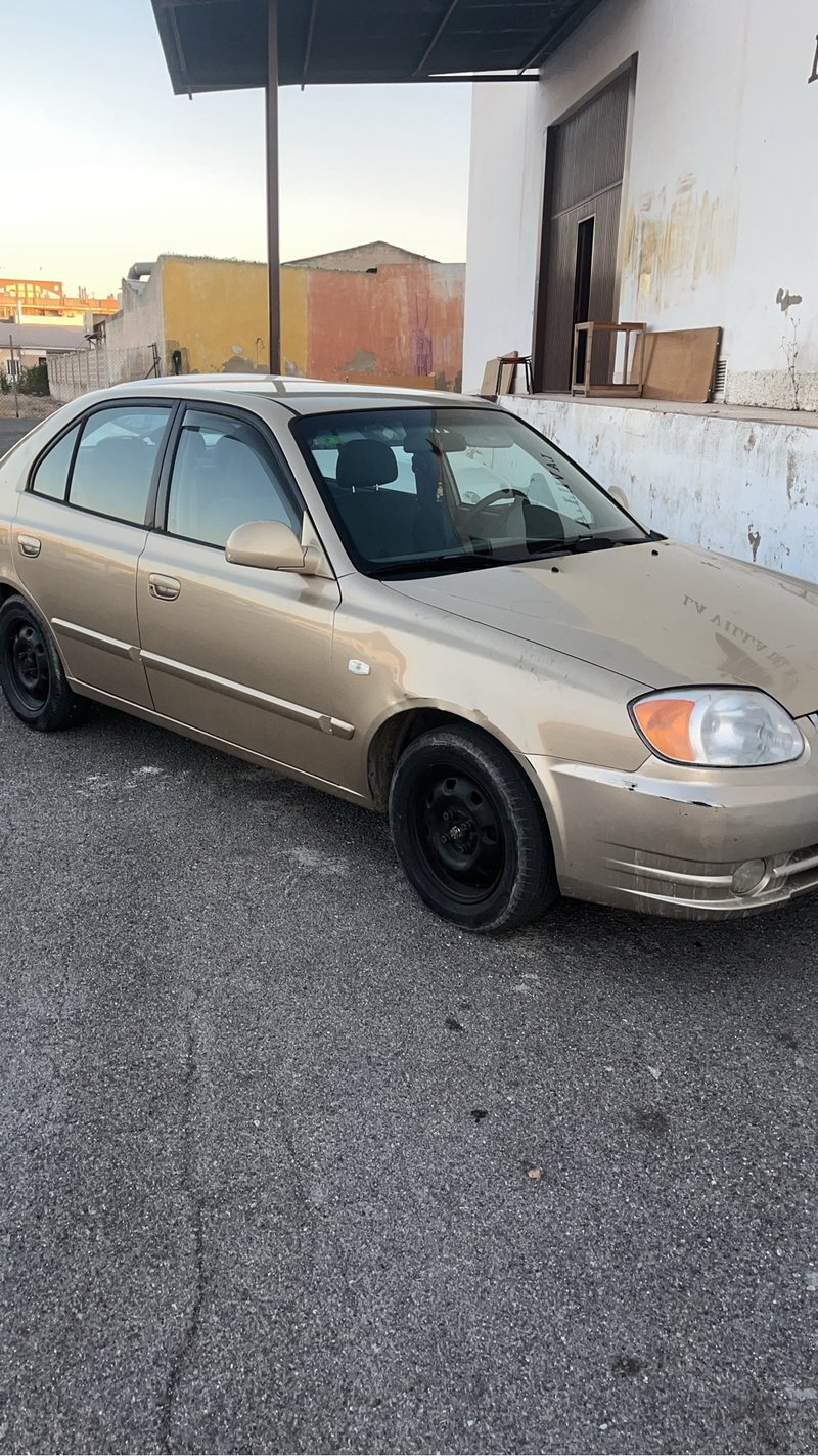 Hyundai Accent 2004 - foto 1