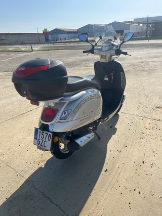 Scooter Kenrod Vitacci 125