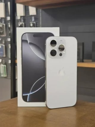IPHONE 16 PRO 256GB BIANCO BATTERIA 100%