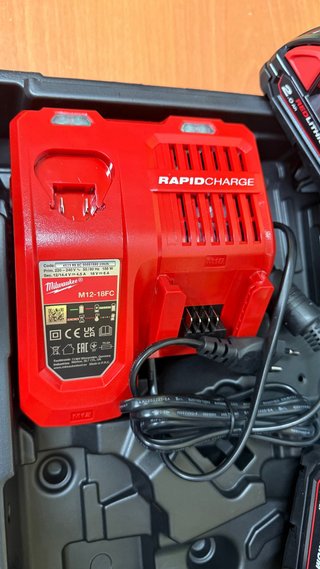 Taladro Percutor Milwaukee M18BLPRC-202X