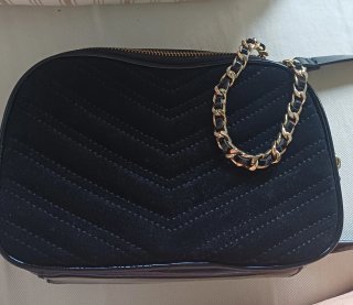 Bolso Parfois Negro Charol y Ante