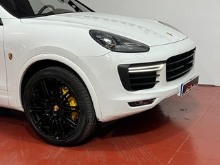 Porsche Cayenne Turbo