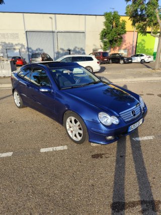Mercedes-Benz Azul+ Techo