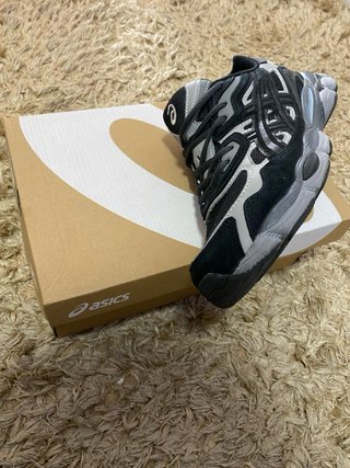 Zapatillas Asics Negras como nuevas