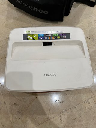 Proyector Philips Screeneo HDP1550TV T.ultracorto