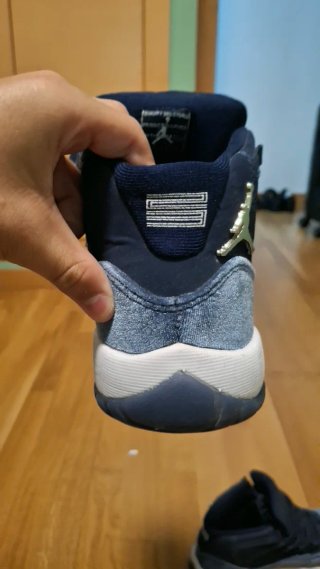 Jordan 11 Midnight Blue