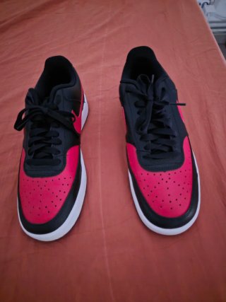 Zapatillas Nike Court Vision Low Hombre Negras Roj