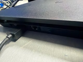 Consola PS4 Slim 1TB Negra