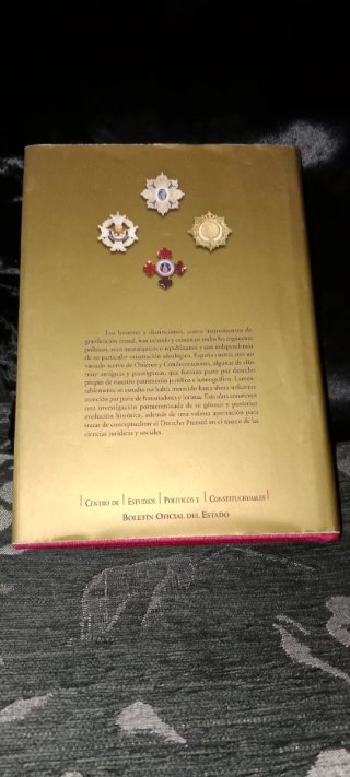 Libro Las órdenes y condecoraciones civiles...