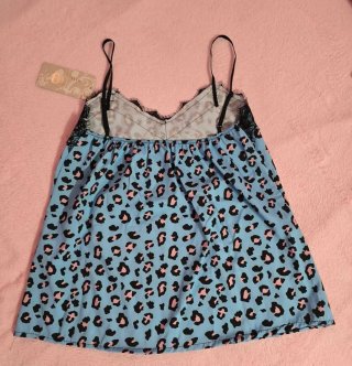 Camiseta Lencera Animal Print Azul y Rosa