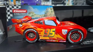 coche slot 1:32 rayo mcqueen
