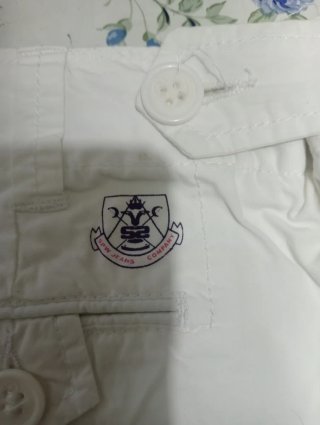 Pantaloncino bianco vita bassa